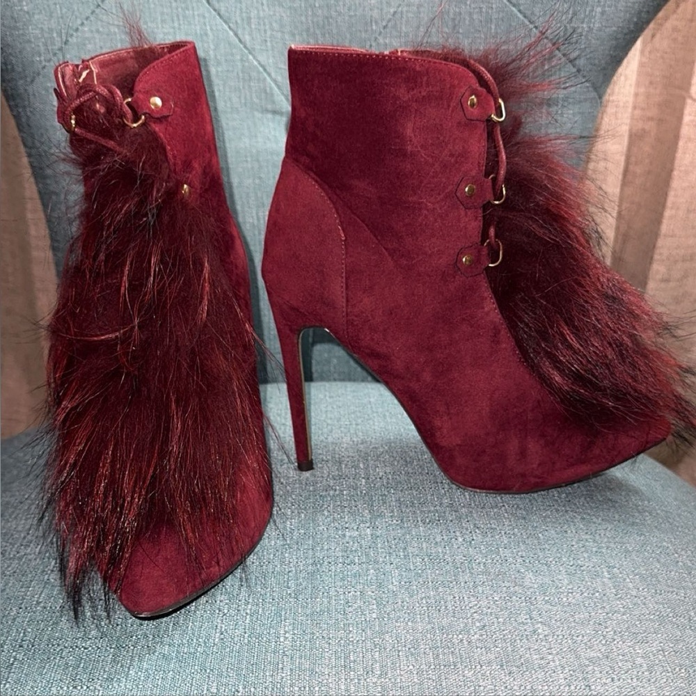 Liliana Maroon Faux Fur Heeled Boots